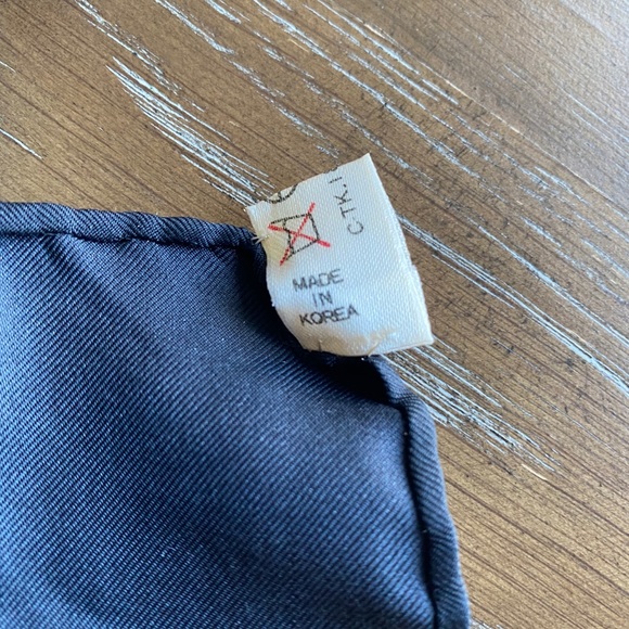 Felix Buhler silk scarf, 100%silk 35X35 - Picture 8 of 9